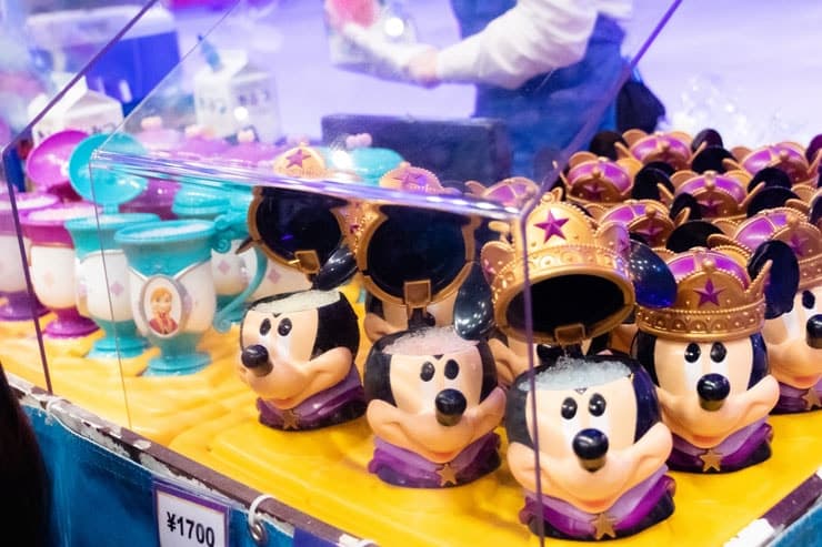 ディズニーオンアイス　　かき氷カップ　スプーン　セット ディズニーオンアイス かき氷カップ スプーン セット - メルカリ