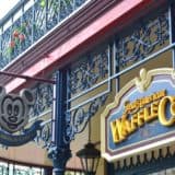 ディズニーランドで朝食を♪　〜「グレートアメリカン・ワッフルカンパニー」〜