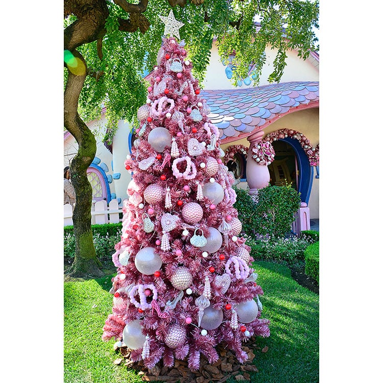 平成レトロ ディズニー　ミニー　ミニクリスマスツリー　飾り　レア　ピンク　リボン TDLディズニークリスマス②パーク内のデコレーションまとめ